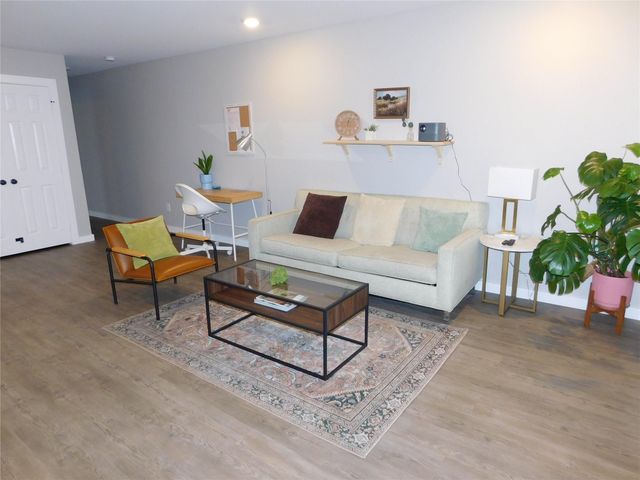 7109 Avenue L A, Houston, TX 77011