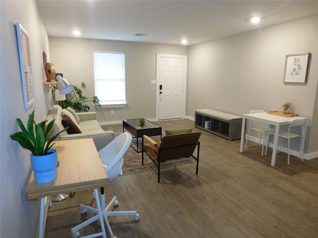 7109 Avenue L A, Houston, TX 77011