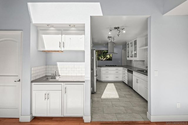 9190 Spice St, La Mesa, CA 91941