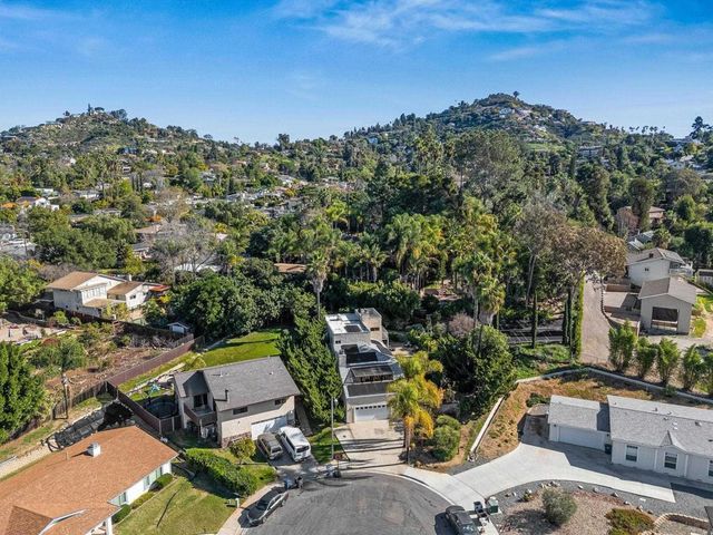 9190 Spice St, La Mesa, CA 91941