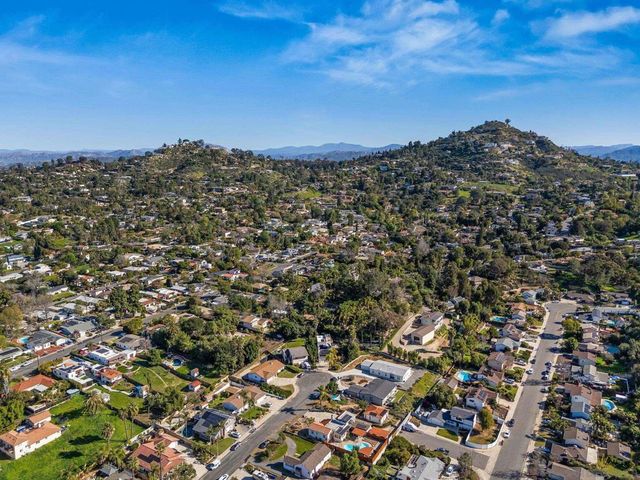 9190 Spice St, La Mesa, CA 91941