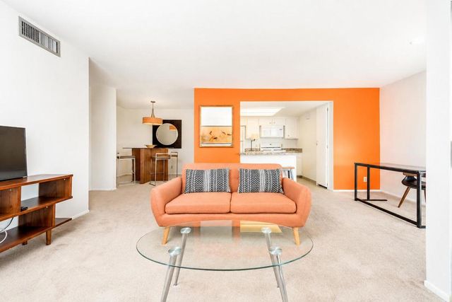 1500 S Camino Real 304a, Palm Springs, CA 92264