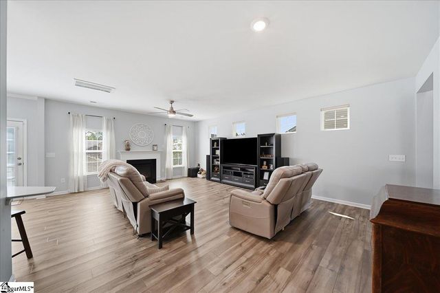 208 Grassy Creek Way, Pendleton, SC 29670