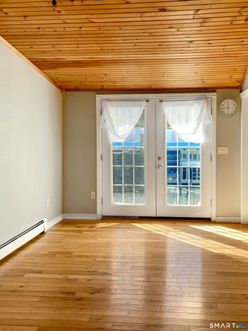 6 Schwartz Road, Bozrah, CT 06334