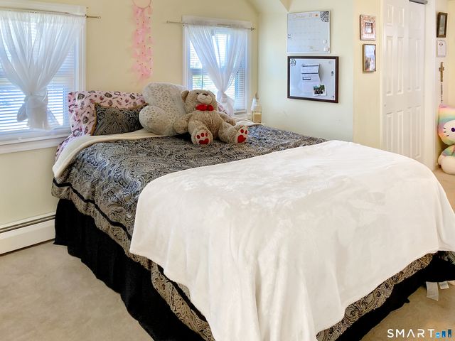 6 Schwartz Road, Bozrah, CT 06334