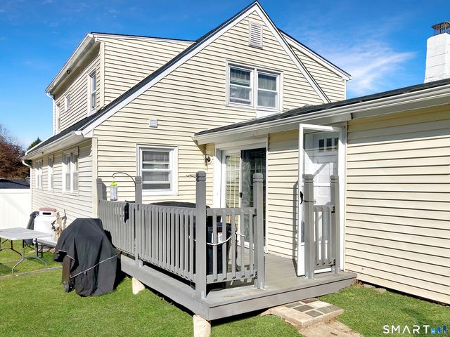 6 Schwartz Road, Bozrah, CT 06334
