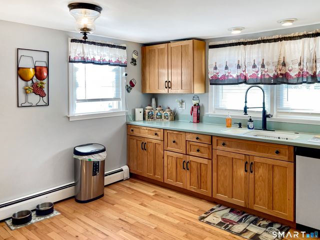 6 Schwartz Road, Bozrah, CT 06334