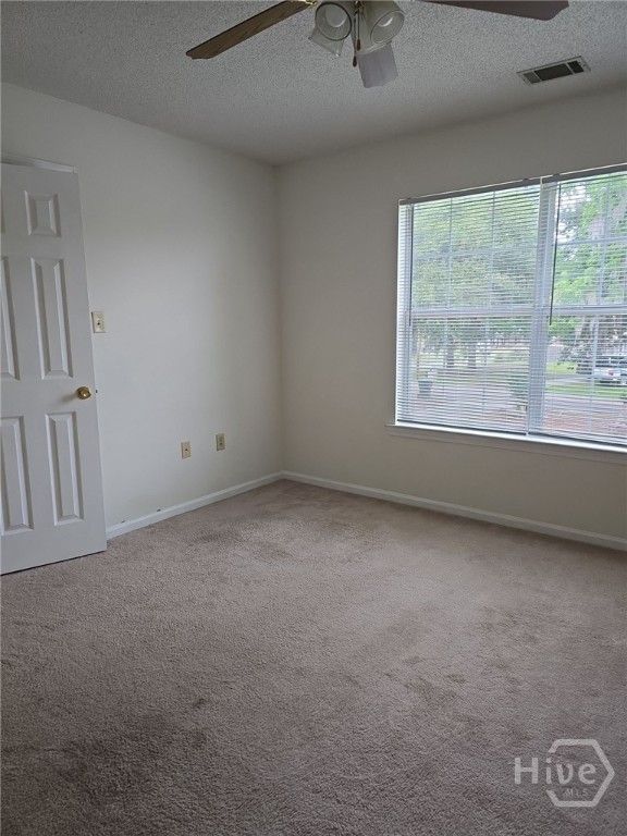 Image 17 of property listing at 9804 Whitefield Avenue A, Savannah, GA 31406
