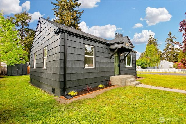 853 117th Street S, Tacoma, WA 98444