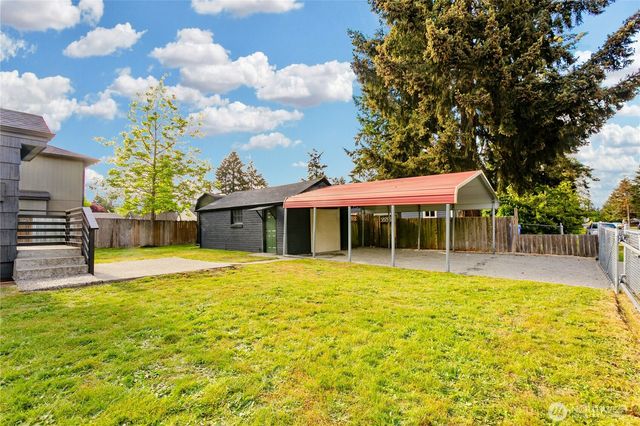 853 117th Street S, Tacoma, WA 98444