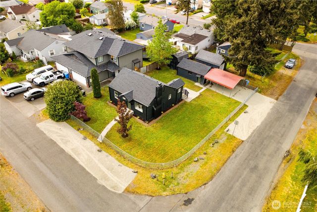 853 117th Street S, Tacoma, WA 98444
