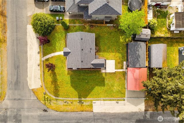 853 117th Street S, Tacoma, WA 98444