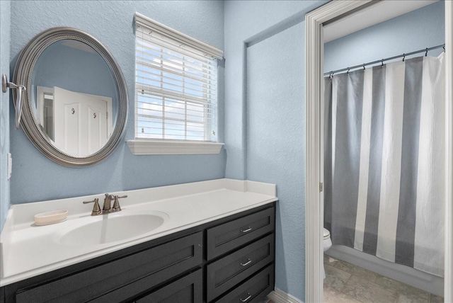 211 Tuna Run Road, Freeport, TX 77541