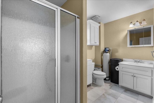 211 Tuna Run Road, Freeport, TX 77541