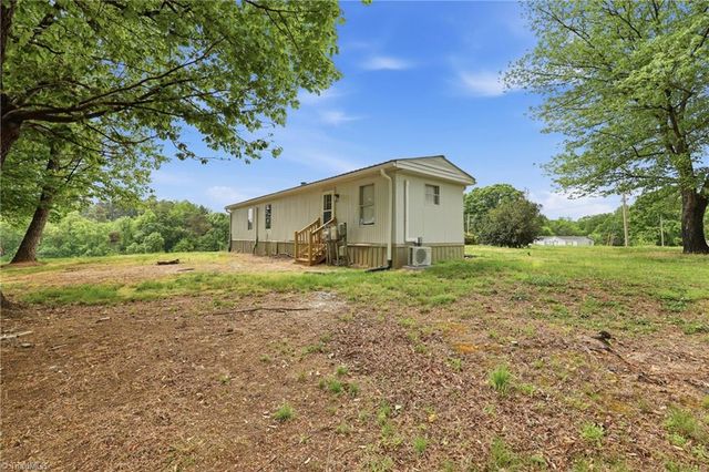 391 & 395 Poplar Springs Road, Elkin, NC 28621