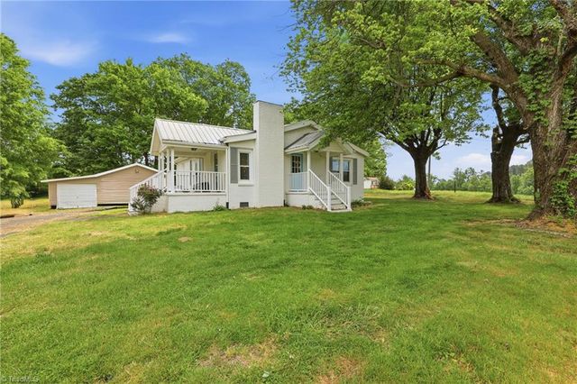 391 & 395 Poplar Springs Road, Elkin, NC 28621