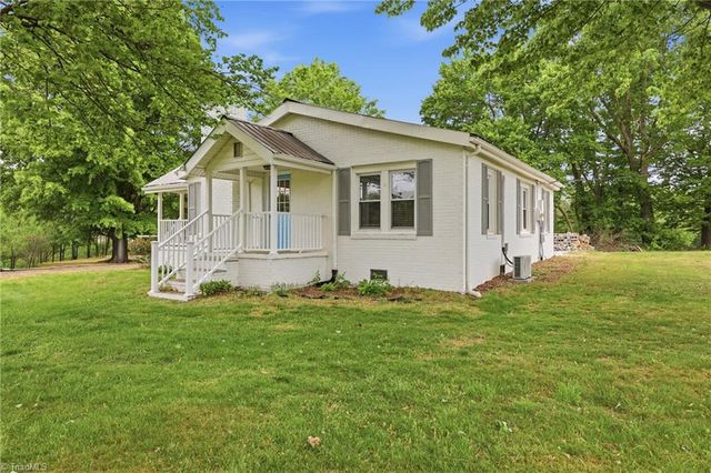 391 & 395 Poplar Springs Road, Elkin, NC 28621