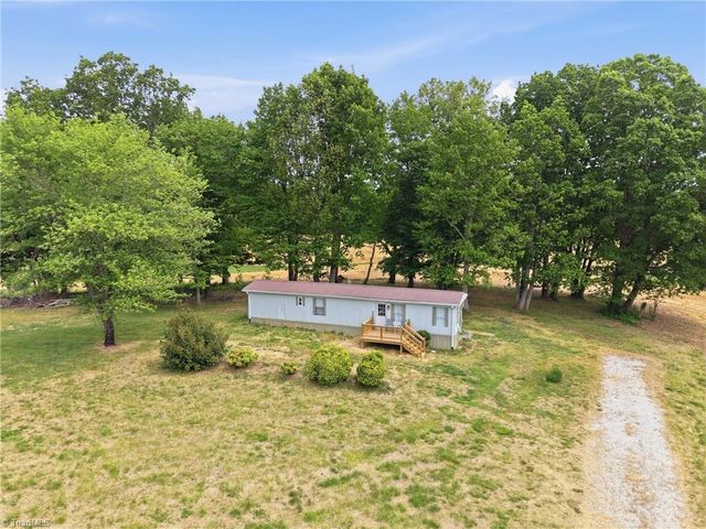 391 & 395 Poplar Springs Road, Elkin, NC 28621