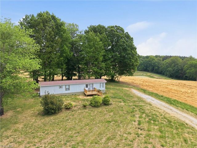 391 & 395 Poplar Springs Road, Elkin, NC 28621