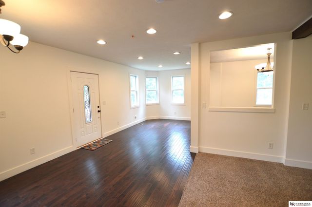 2500 S 53rd Street, Lincoln, NE 68506