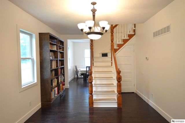 2500 S 53rd Street, Lincoln, NE 68506