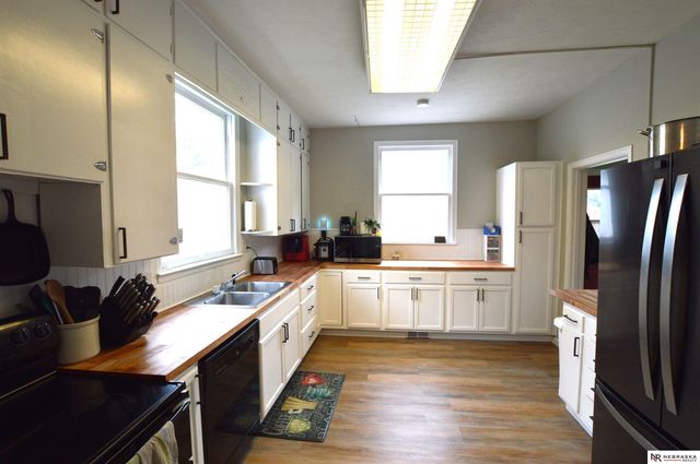 2500 S 53rd Street, Lincoln, NE 68506