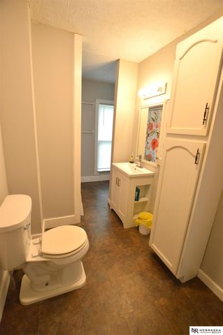 2500 S 53rd Street, Lincoln, NE 68506