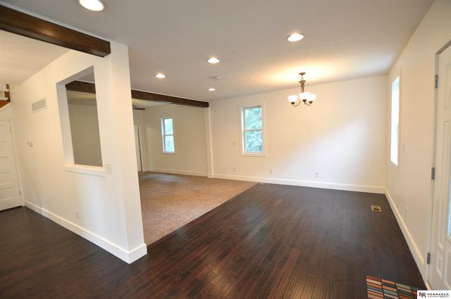 2500 S 53rd Street, Lincoln, NE 68506