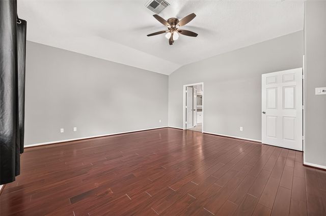 405 Wickford Court, Galveston, TX 77573