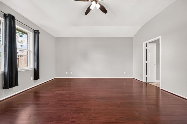 405 Wickford Court, Galveston, TX 77573