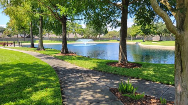 405 Wickford Court, Galveston, TX 77573