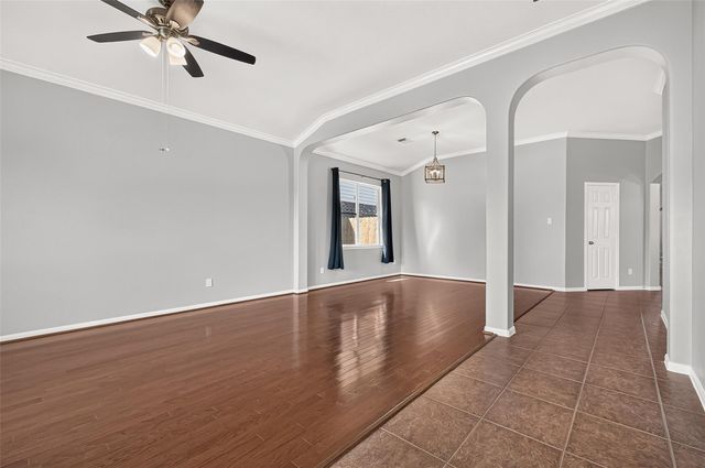 405 Wickford Court, Galveston, TX 77573