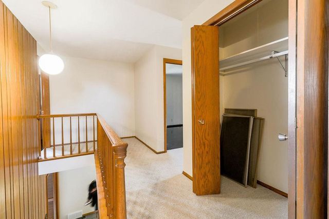 1913 N OUTAGAMIE STREET, Appleton, WI 54914