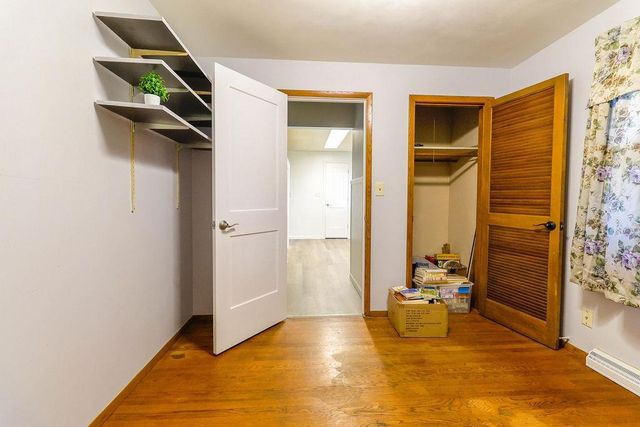 1913 N OUTAGAMIE STREET, Appleton, WI 54914