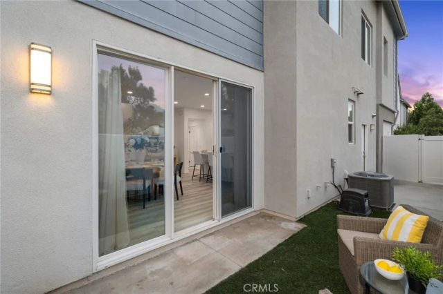 118 Modjeska, Irvine, CA 92618