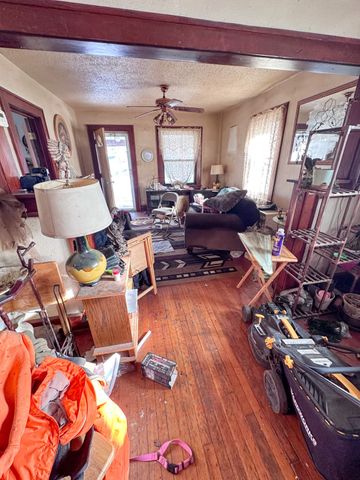 1740 E 21st Street, Des Moines, IA 50317