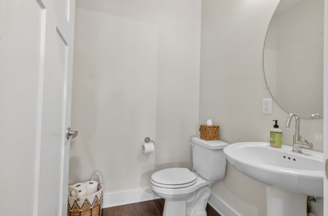 6719 Charlotte Pike Apt 3, Nashville, TN 37209
