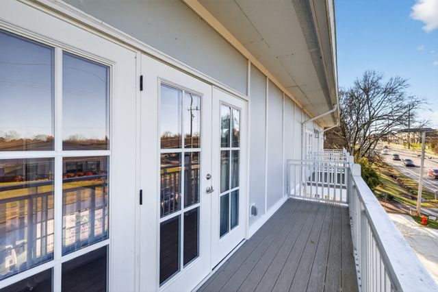 6719 Charlotte Pike Apt 3, Nashville, TN 37209