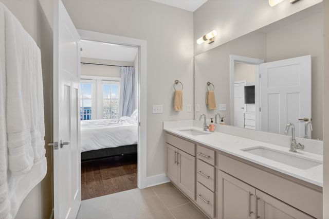 6719 Charlotte Pike Apt 3, Nashville, TN 37209