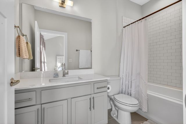 6719 Charlotte Pike Apt 3, Nashville, TN 37209
