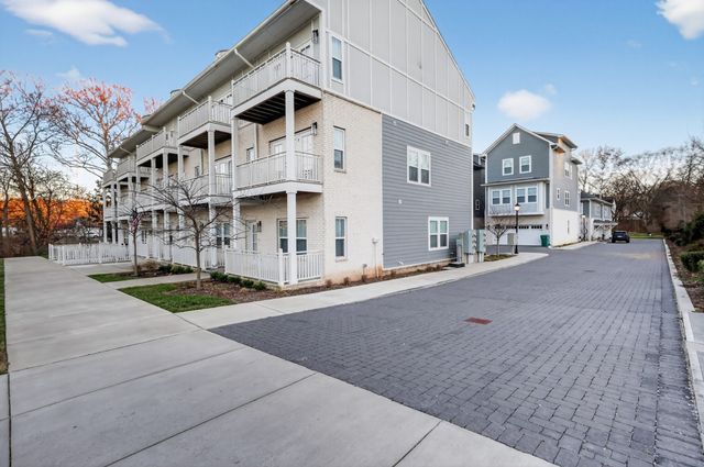 6719 Charlotte Pike Apt 3, Nashville, TN 37209