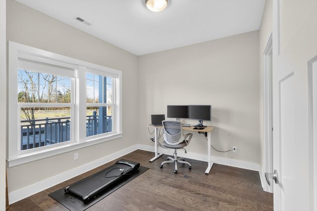 6719 Charlotte Pike Apt 3, Nashville, TN 37209