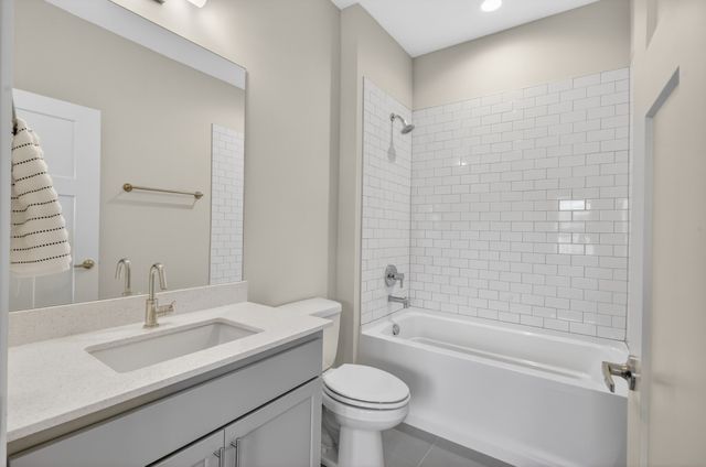 6719 Charlotte Pike Apt 3, Nashville, TN 37209