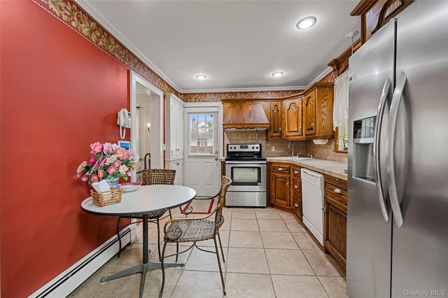 612 Hughes Street, Bellmore, NY 11710