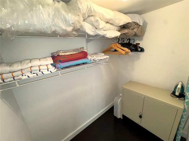 130 3rd St 205, Miami Beach, FL 33139