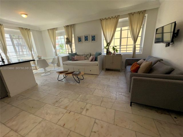 130 3rd St 205, Miami Beach, FL 33139