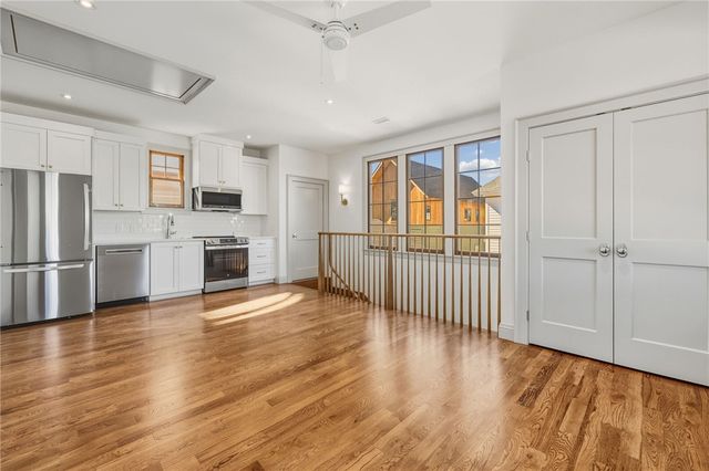 1034 NW A Street, Bentonville, AR 72712