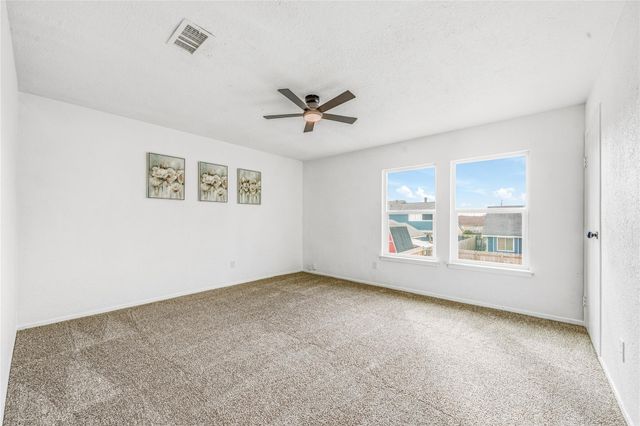 713 Sugar Hill Drive, La Porte, TX 77571