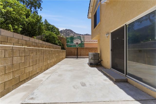 11413 Citrus Glen, Fontana, CA 92337