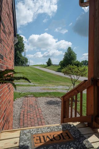 393 McCouns Ferry Road, Salvisa, KY 40372